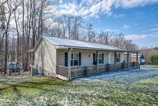 384 Wheeler Ln, Jamestown, TN 38556
