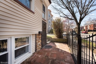 109 Maple Ave, Montclair, NJ 07042