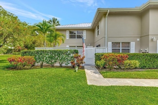 2895 SW Lakemont Place, Palm City, FL 34990
