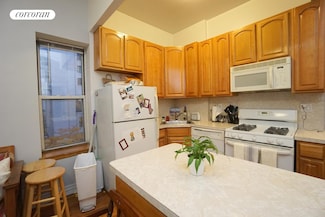 315 E 57th St Unit 5A, New York, NY 10022