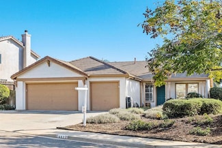 453 Shadow Tree Dr, Oceanside, CA 92058