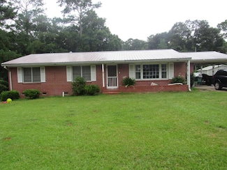 1504 10th St SW, Moultrie, GA 31768