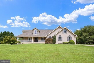 203 Cocoa Cay Ln, Bear, DE 19701