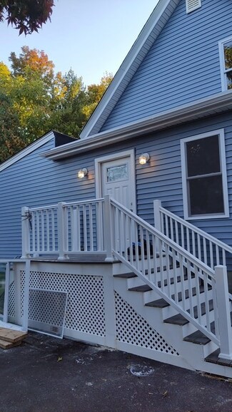 62 W Chestnut St, Brockton, MA 02301