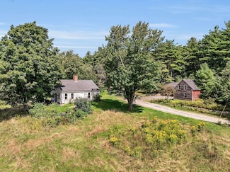 66 Wellington Rd, Ashby, MA 01431