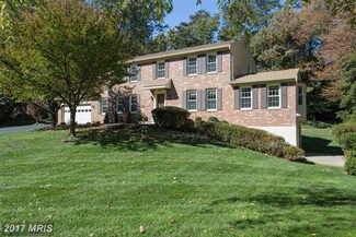 11440 Bronzedale Dr, Oakton, VA 22124