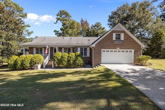 103 Alexis Ct, New Bern, NC 28562