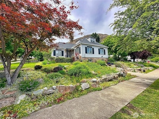 302 Stevens Ave, Coulee Dam, WA 99116