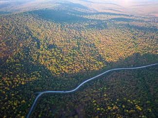 1 Bengal Rd, Red Oak, OK 74563