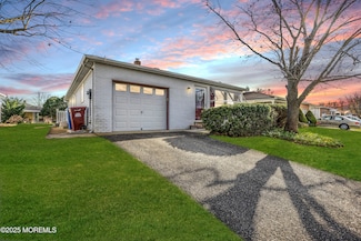 15 Bimini Dr, Toms River, NJ 08757