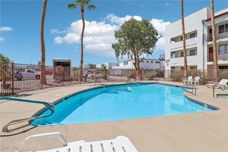 1381 E University Ave Unit 301, Las Vegas, NV 89119