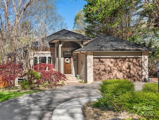 170 Weston Rd, Arden, NC 28704