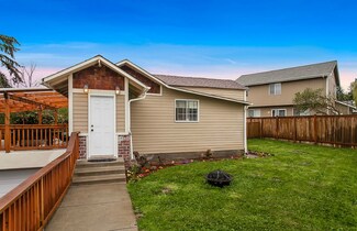 317 Powell Ave SW, Renton, WA 98057