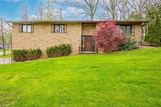 4771 Sherylton Hills Dr, Uniontown, OH 44685
