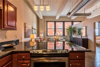 1535 Walnut St Unit 405, Kansas City, MO 64108