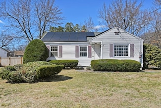 26 Duggan Cir, Springfield, MA 01119