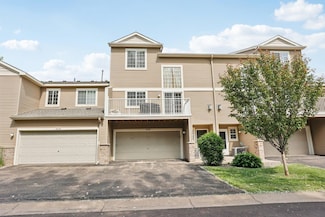 6626 Peony Ln N Unit 6626B, Osseo, MN 55311