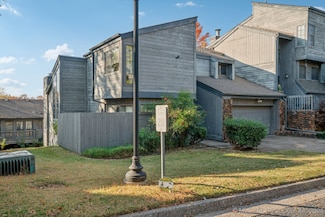 7432 S Winston Place Unit 701, Tulsa, OK 74136