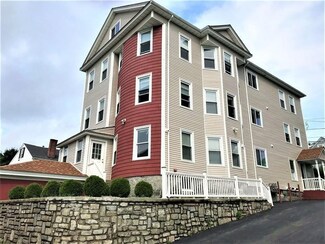 119 Heywood St, Worcester, MA 01604
