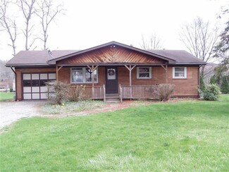 204 Karen Dr, Apollo, PA 15613