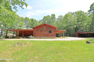 495 Bear Hollow Rd, Oneida, TN 37841