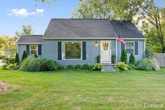 2140 Kinney Ave NW, Grand Rapids, MI 49534