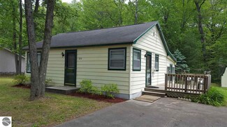 1274 Fletcher St, National City, MI 48748