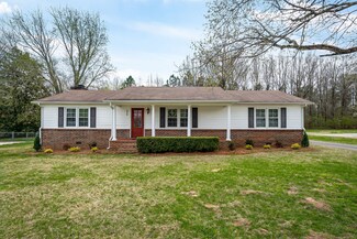 270 Mountain View Dr, Morrison, TN 37357