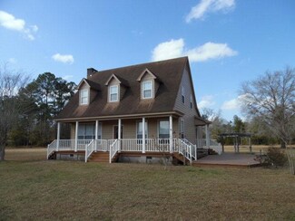 201 Colonial Way, Folkston, GA 31537