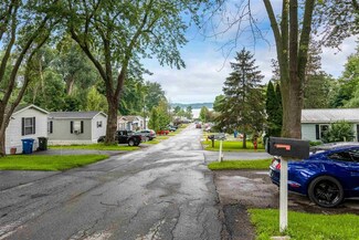56 Penny Ln, Shelburne, VT 05482