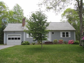 133 Mariner Cir, Cotuit, MA 02635