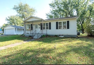 404 N Garnett St, Nelson, MO 65347