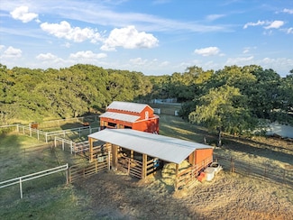581 Old Millsap Rd, Weatherford, TX 76088
