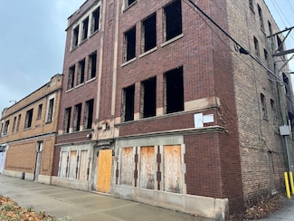 1758 E 79th St, Chicago, IL 60649