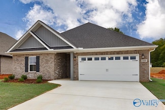 108 Alton Dale Dr, Toney, AL 35773
