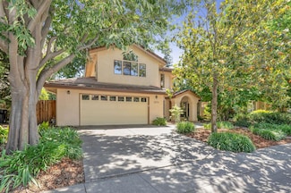 2216 Bryce Ln, Davis, CA 95616