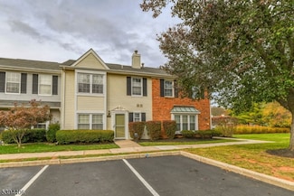 391 Inwood Ct, Somerset, NJ 08873