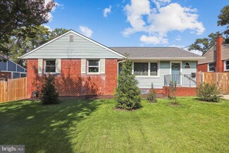6415 Inlet St, New Carrollton, MD 20784