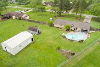 1760 County Road 965, Alvin, TX 77511