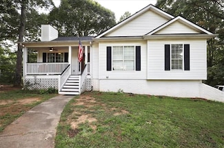 316 Winchester Dr, Sharpsburg, GA 30277