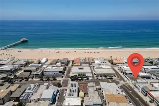 203 15th St, Manhattan Beach, CA 90266