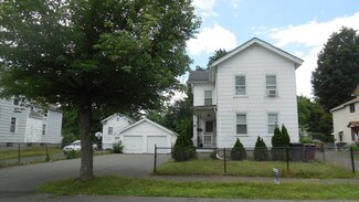 12 W School St, Westfield, MA 01085