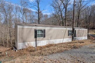 354 Waterview Ln, Cub Run, KY 42729