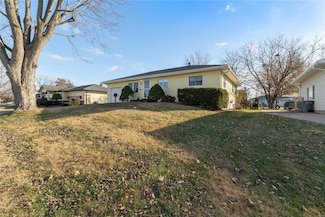 18 di Franco Ln, O Fallon, MO 63366