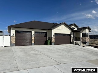 109 Chardonnay Ln, Rock Springs, WY 82901