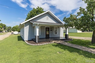 200 8th St, Park Hills, MO 63601