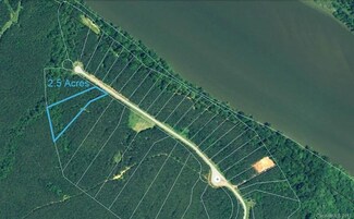 139 Riverbluff Ln, Lilesville, NC 28091