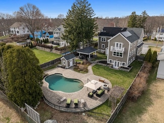 83 Altamont Ave, Melrose, MA 02176