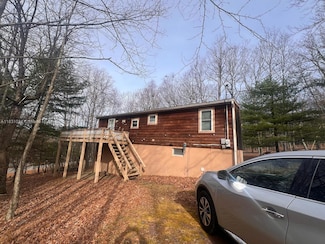 123 Rocky Rd, Lackawaxen, PA 18435