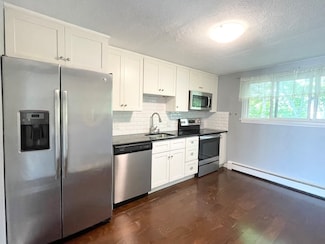 4 Woodcrest Ct Unit 5, South Weymouth, MA 02190